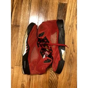 Size 10 - Jordan 5 Retro DMP Raging Bull Pack 2009
